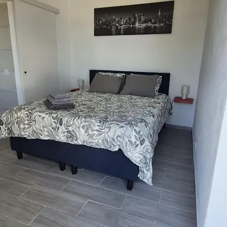 Cozy House With Terrace And Beautiful Ocean Views 펜션