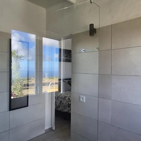 Semesterbostad Cozy House With Terrace And Beautiful Ocean Views *
